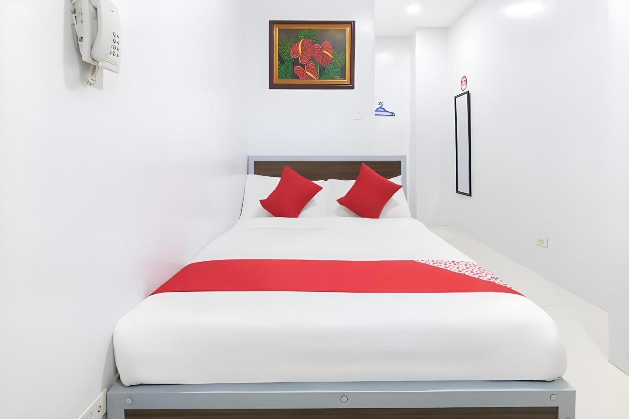 Oyo 152 Sangco Condotel Manila Exterior photo